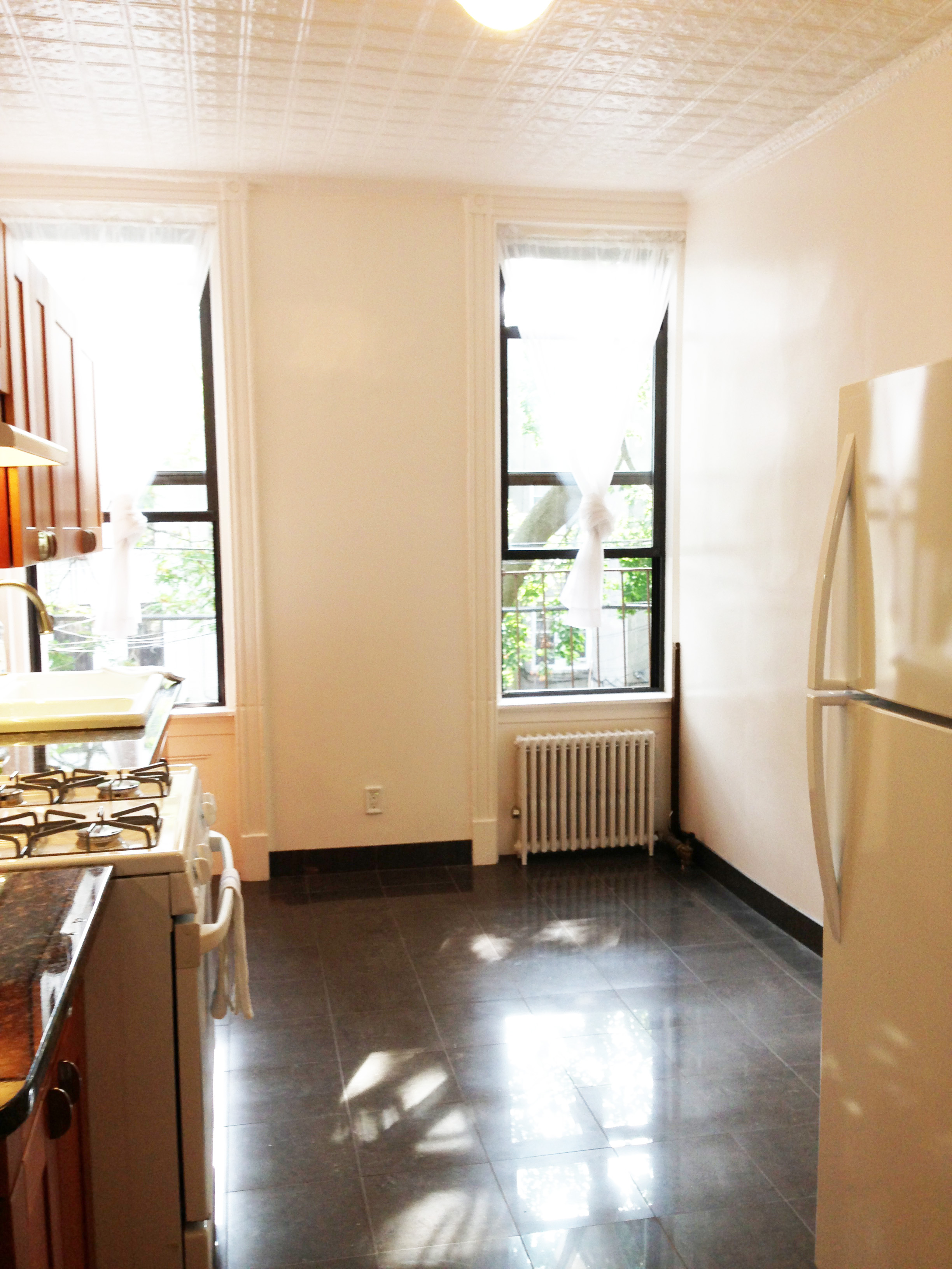 2LKitchenWindows.jpg