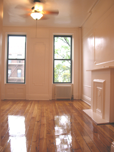 newfrontroom.jpg